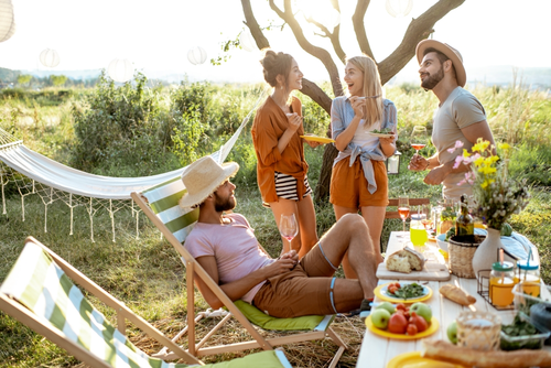 Een smaakvol buiten: zomerrecepten met groenten uit eigen tuin